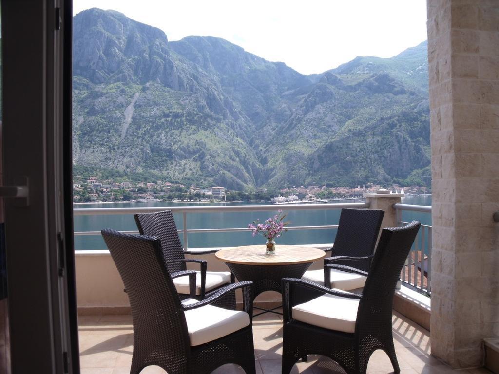 Apartment Fjord Waterfront Kotor Exterior photo